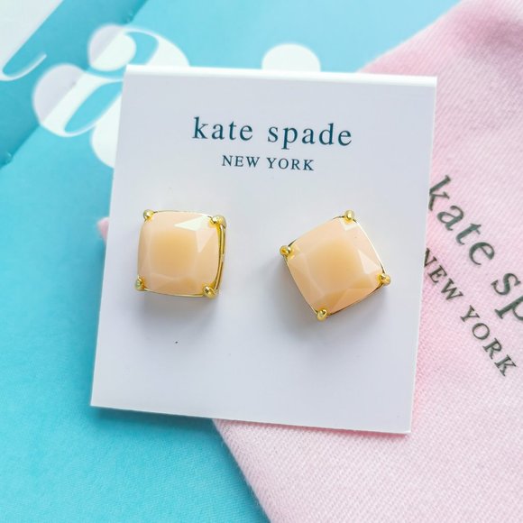 Small Square Gold Stud Earrings (Light Pink)